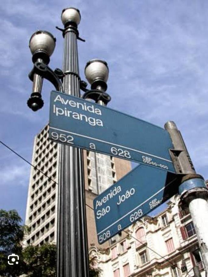 Studio No Centro De Sao Paulo, A 3 Minutos Do Metro, Com Garagem Gratis Aparthotel Buitenkant foto